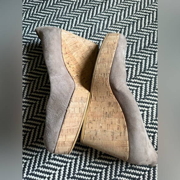 Stuart Weitzman Corkswoon Suede Leather Cork Wedge Shoes Tan Nude Size 10 - Picture 4 of 9